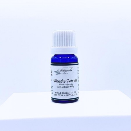 Flacon d'huile essentielle compte goutte de menthe poivrée.