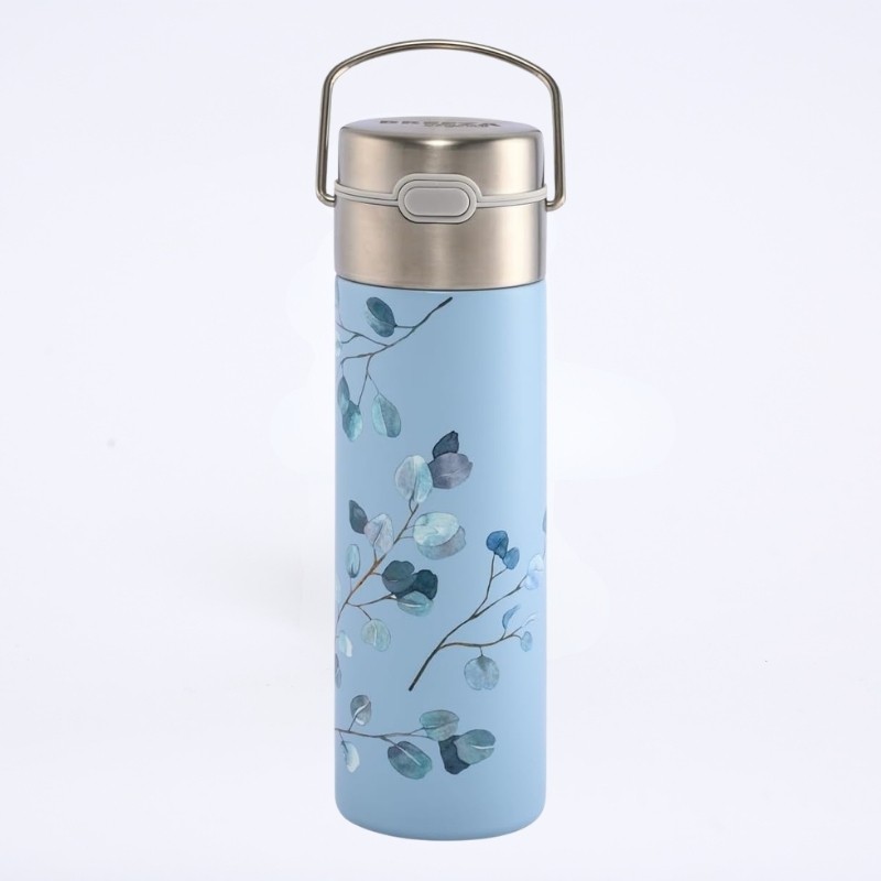 Gourde métal leeza eucalyptus de couleur bleu au motid d'eucalyptus