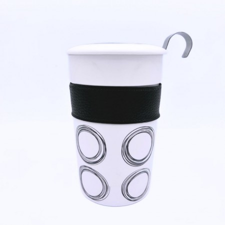 mug en porcelaine à double parois avec son filtre en acier inoxydable. Mug du couleur blanc avec des cercles verts